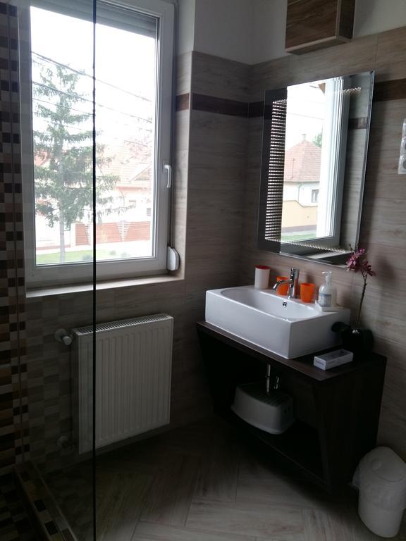 Katalin Boutique & Wellness Apartmanok Hajdúszoboszló Esterno foto
