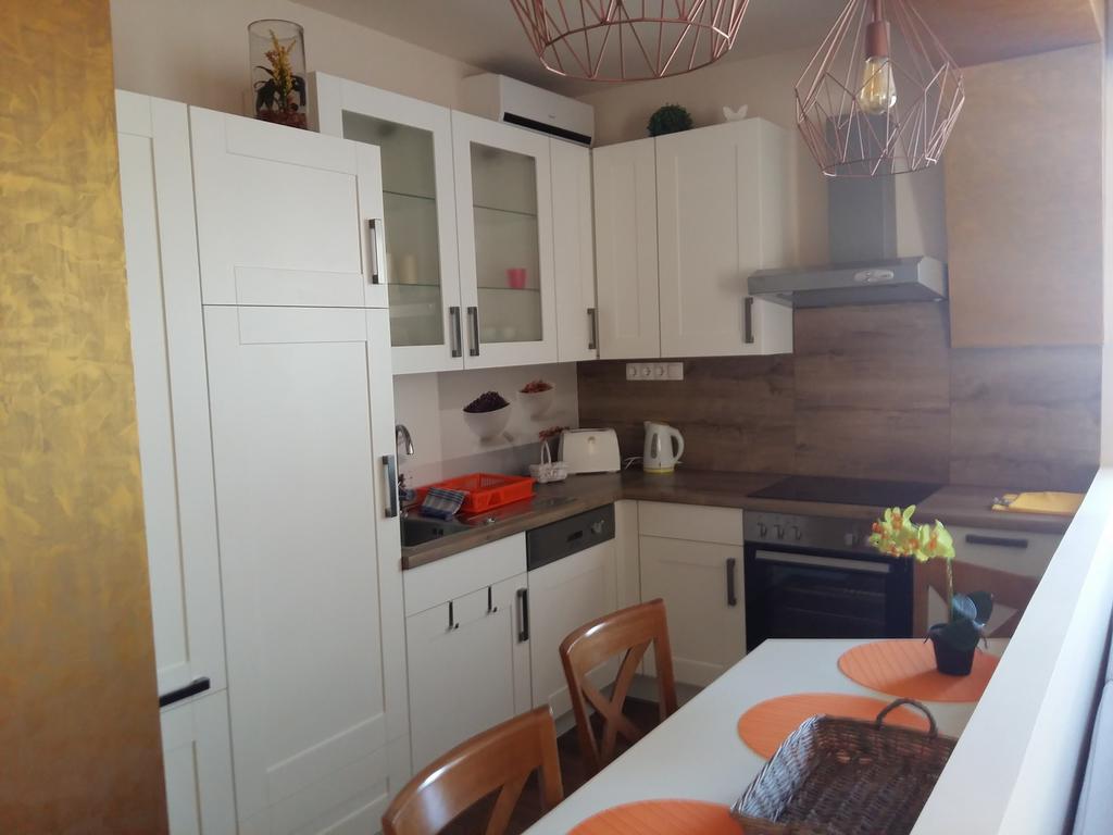 Katalin Boutique & Wellness Apartmanok Hajdúszoboszló Esterno foto