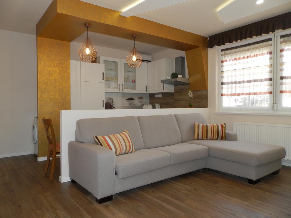 Katalin Boutique & Wellness Apartmanok Hajdúszoboszló Esterno foto
